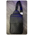 Bolso Sling Guess Negro Holograma