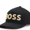 Gorra Boss negra con dorado